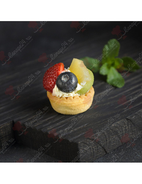 Фруктово-ягодная тарталетка 
