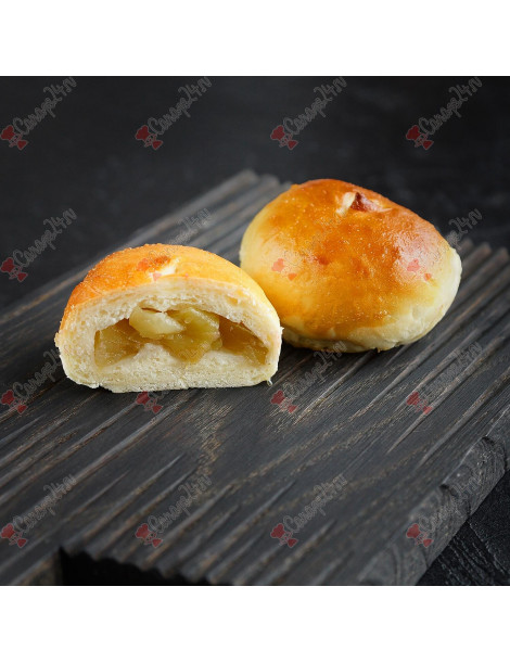 Пирожки с яблоком и корицей